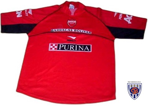 Camiseta diseñada por Penalty para el período 2004-2005