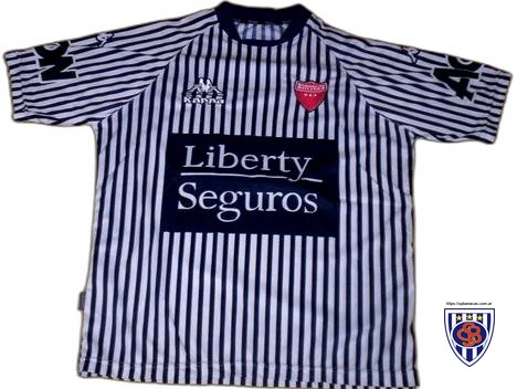 Camiseta suplente cuando Sportivo Barracas fue gerenciado.