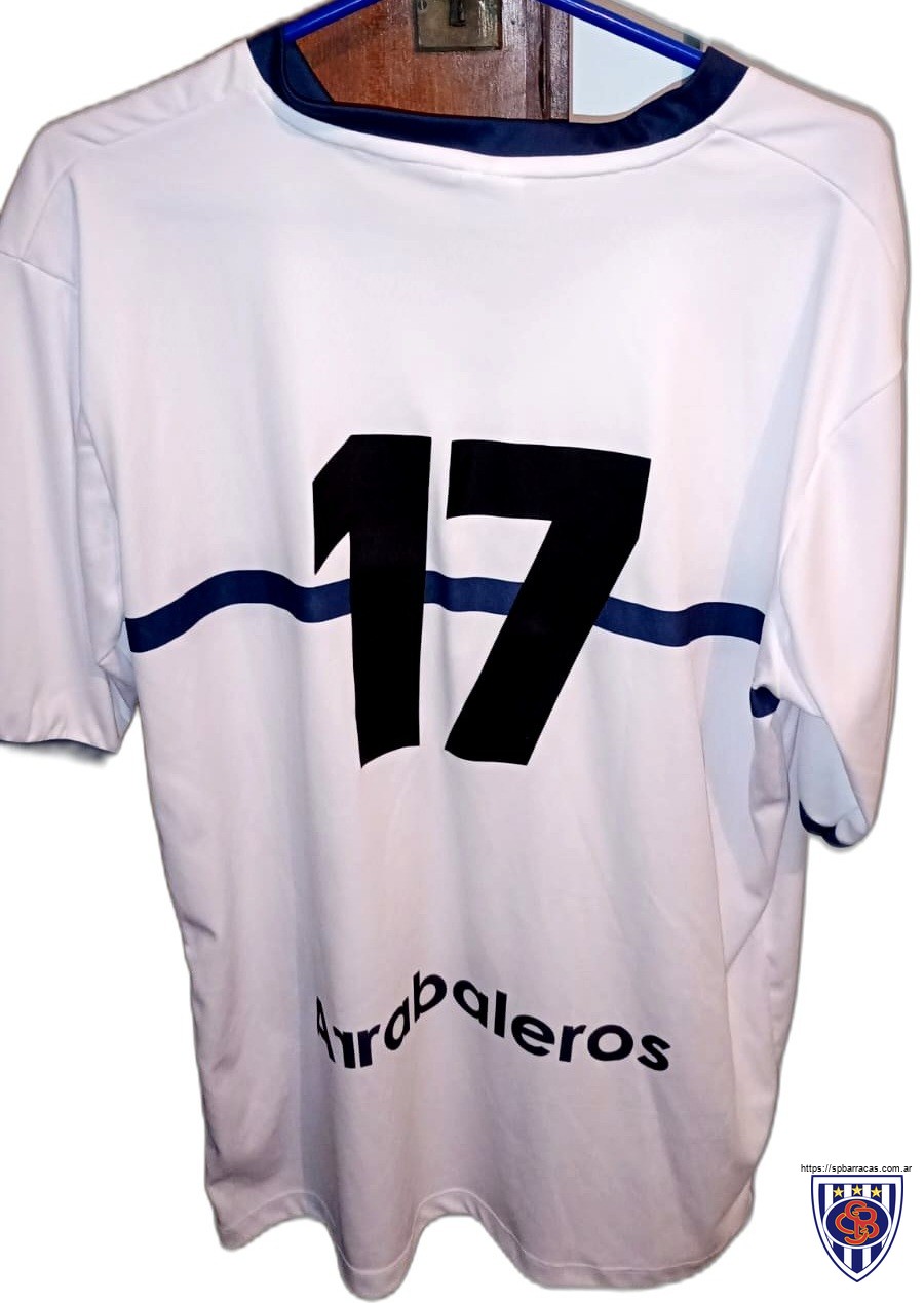 Camiseta utilizada durante la Copa Argentina.